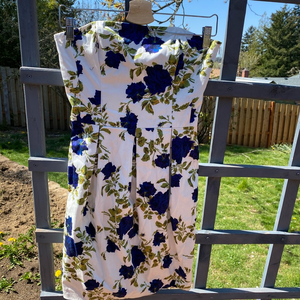 Forever 21 strapless floral dress szS